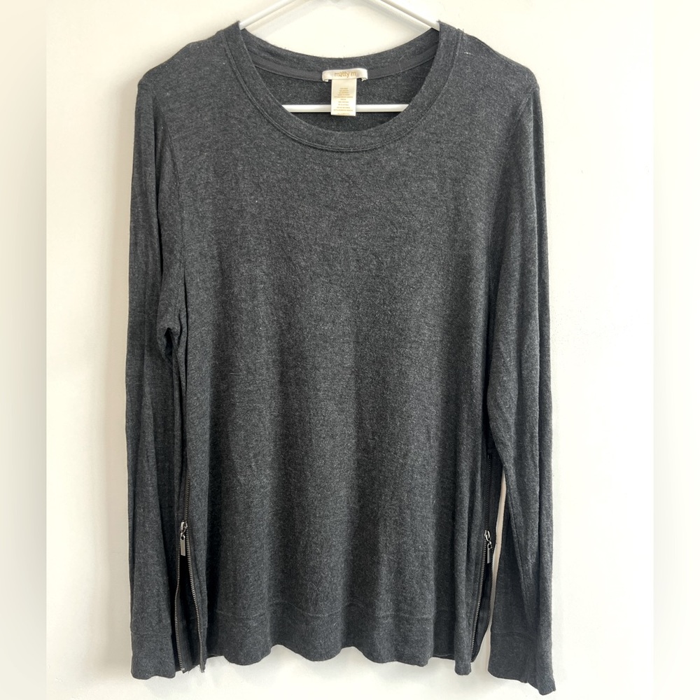 Long Sleeve Top With Zipper Detail